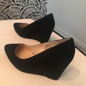 Nine West - Women’s Suede Wedge Pump